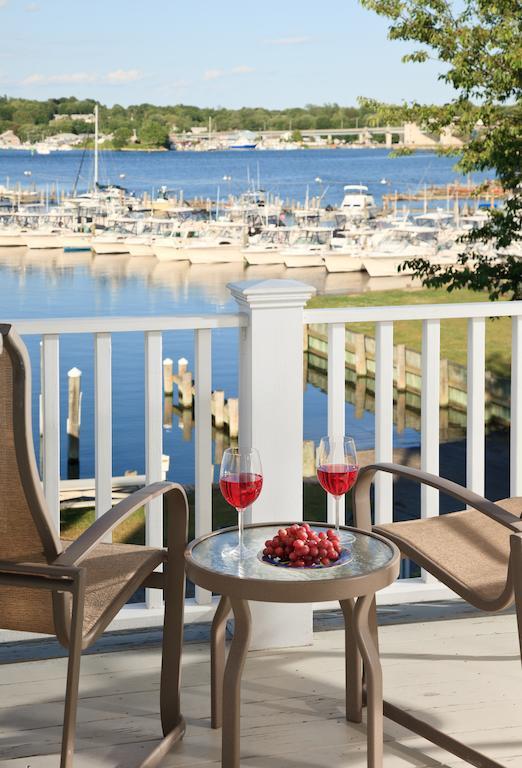 Inn At Harbor Hill Marina Niantic Δωμάτιο φωτογραφία